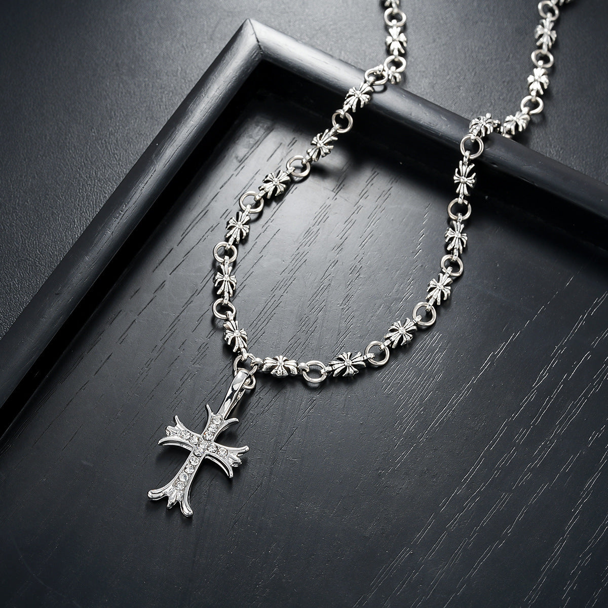 ✝️【50% отстъпка】✨ Комплект колие и гривна с диамантен кръст --- Стилни и универсални бижута