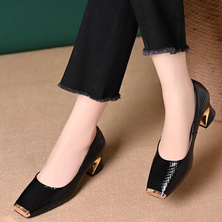 🥿【35-42】Nowe francuskie buty z grubymi obcasami i fakturą, płytkie otwarcie. Kwadratowy nosek, gruby obcas, modny styl