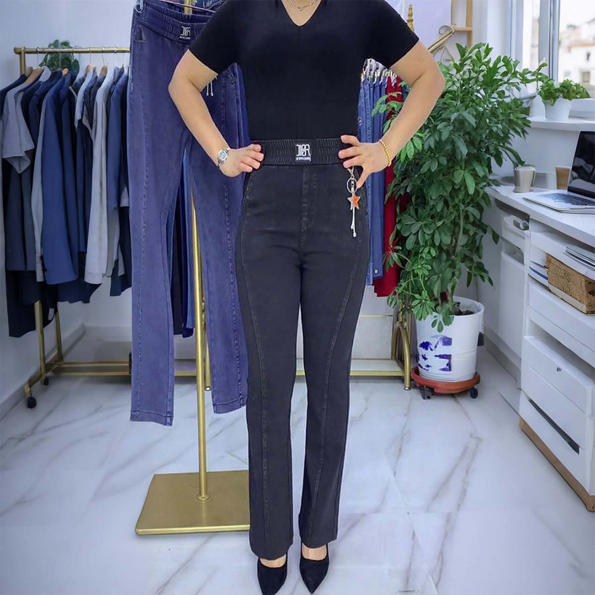 👖【S-4XL】👖Proljeće i jesen 2025. Nove ženske rastezljive traperice visokog struka, lepršave traperice velikih veličina, visokog struka i tanke, moderne i ležerne