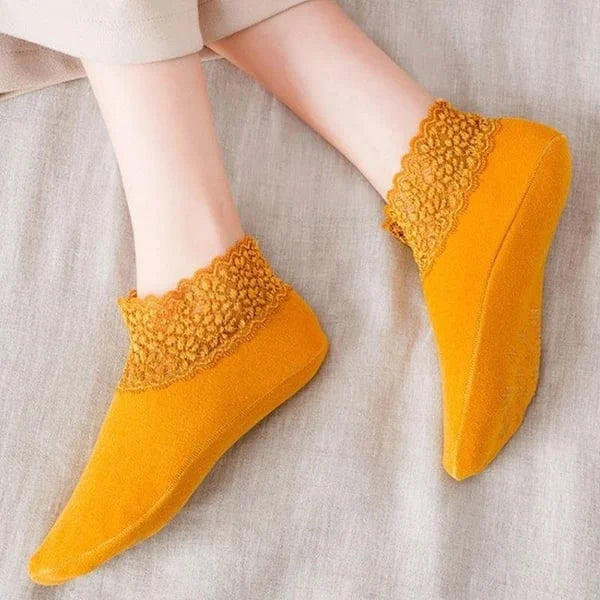 🥰🧦【8 чифта】🧦Ежедневни дамски спортни чорапи с дезодорант и абсорбиращи потта дантелени чорапи⚡Плътни и топли, могат да се носят и през зимата