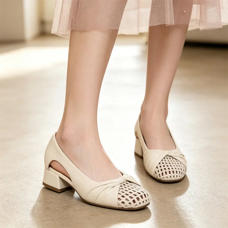 🔥【Zniżka ograniczona czasowo】【35-40】🔥Buty damskie na średnim grubym obcasie, z oddychającą dzianiną w nosku i wycięciami po bokach