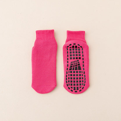🧦🔥💥Kup 3, a 3 dostaniesz gratis🔥 Zimowe, antypoślizgowe skarpetki podłogowe, bardzo szorstkie i ciepłe, bardzo gruba, wykonane z frotte, Massuje podeszwy stóp