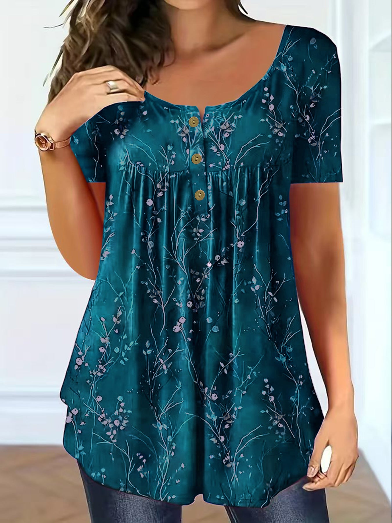 📢【Zniżka ograniczona czasowo】【L-6XL】🔥【2 sztuka 149】🔥🦋Plisowana tunika damska z kwiatowym nadrukiem – elegancja, która porusza się razem z Tobą.🌸
