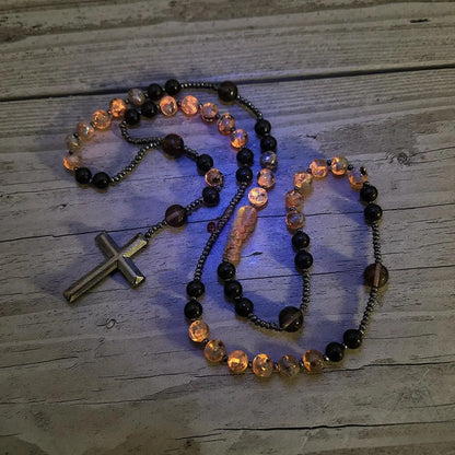 📿😍[Kupite 1, dobijte 1 gratis] 💖✨Krunica ogrlica od prirodnog opsidijana i yooperlita, kristal za energetsku zaštitu i iscjeljenje, reaktivan na UV svjetlo