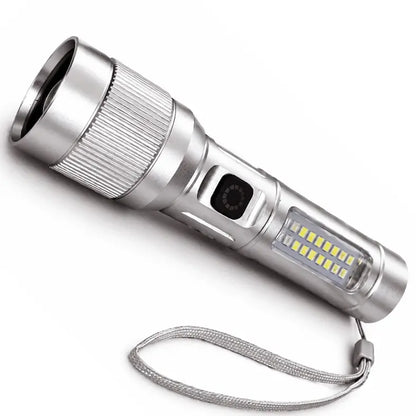 🔦 Wielofunkcyjna latarka LED z zoomem