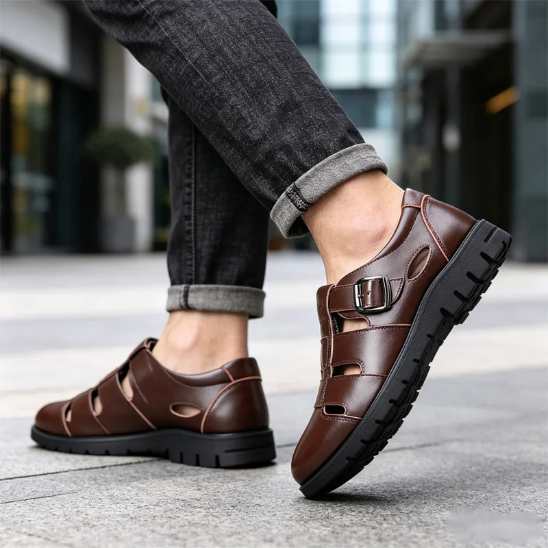 👞Męskie sandały z prawdziwej skóry z wycięciami｜Oddychające, wygodne i wyglądające ekskluzywnie