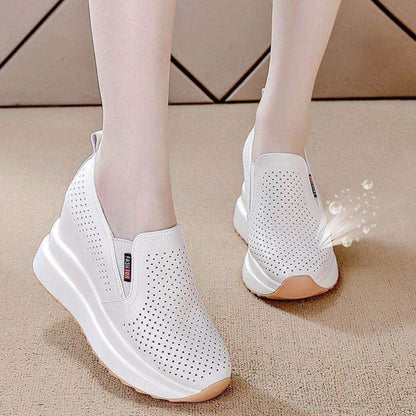 💖【35-40】Damskie białe sneakersy na koturnie podwyższające wzrost 2025