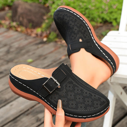 Eleganckie i przewiewne chodaki z metalową klamrą, retro letnie buty z zamkniętymi palcami, codzienny komfort ortopedyczny