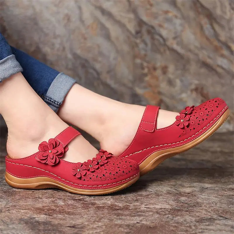 👡【35-43】🙎 Nowe kwiatowe buty jaskiniowe damskie retro płaskie okrągłe palce swobodne kapcie